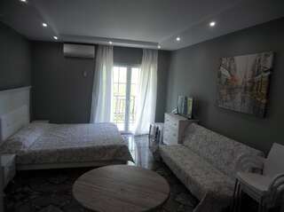 Апарт-отели St. Sofia Apartments - Official Rental Солнечный Берег Номер-студио Делюкс - Дополнительное здание со стороны реки-4