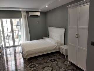 Апарт-отели St. Sofia Apartments - Official Rental Солнечный Берег Номер-студио Делюкс - Дополнительное здание со стороны реки-8