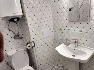 Апарт-отели St. Sofia Apartments - Official Rental Солнечный Берег Номер-студио Делюкс с 1 спальней и балконом - Дополнительное здание со стороны реки-4