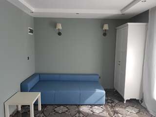 Апарт-отели St. Sofia Apartments - Official Rental Солнечный Берег Номер-студио Делюкс с 1 спальней и балконом - Дополнительное здание со стороны реки-8